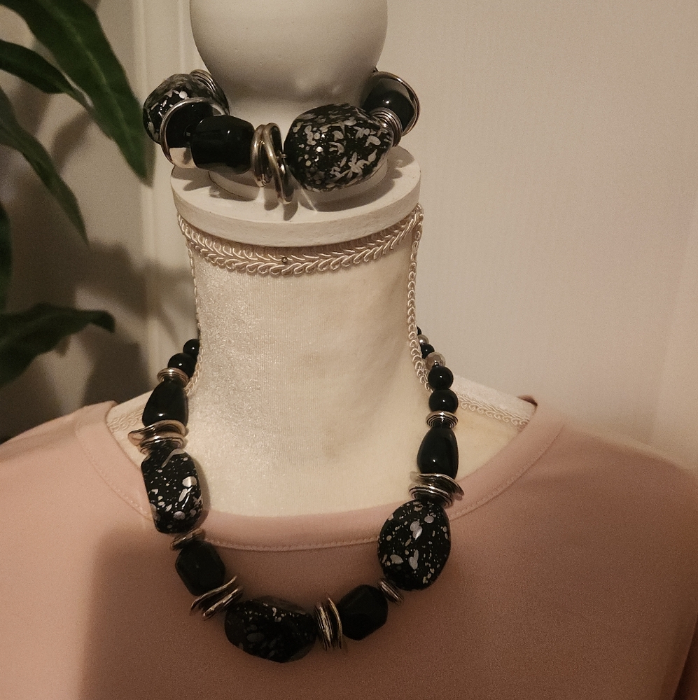 Chunky Black and Silver Necklace